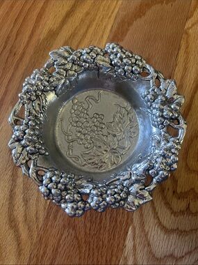 Vintage Arthur Court Silver-Tone Grape Motif - wine caddy ; grapes and leaves